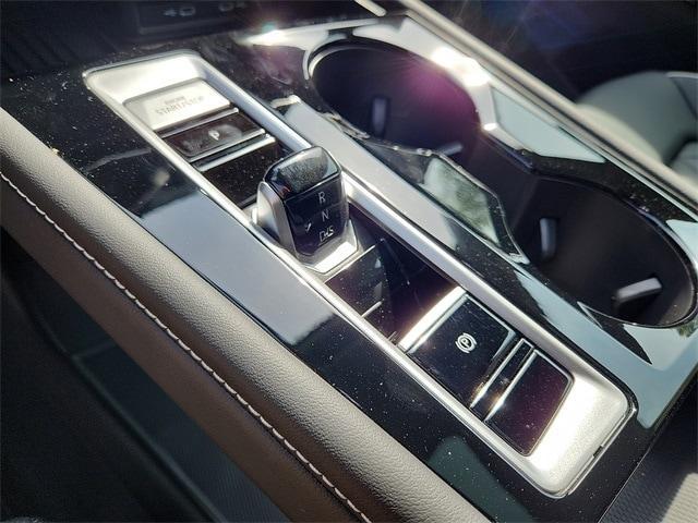 new 2025 Volkswagen Atlas car, priced at $51,777
