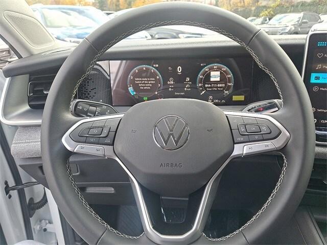 new 2026 Volkswagen Tiguan car, priced at $33,585