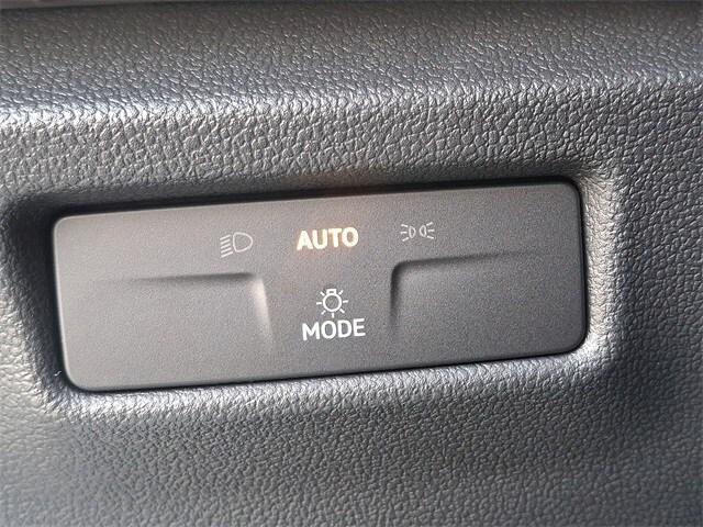 new 2026 Volkswagen Tiguan car, priced at $33,585