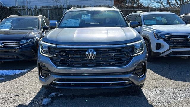 new 2024 Volkswagen Atlas car, priced at $53,405