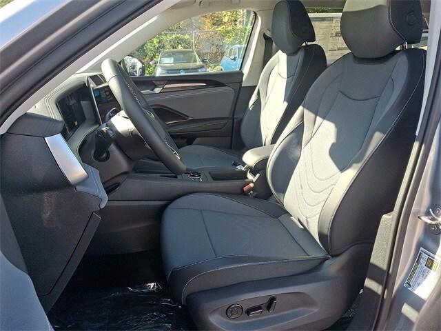 new 2025 Volkswagen Tiguan car, priced at $35,871