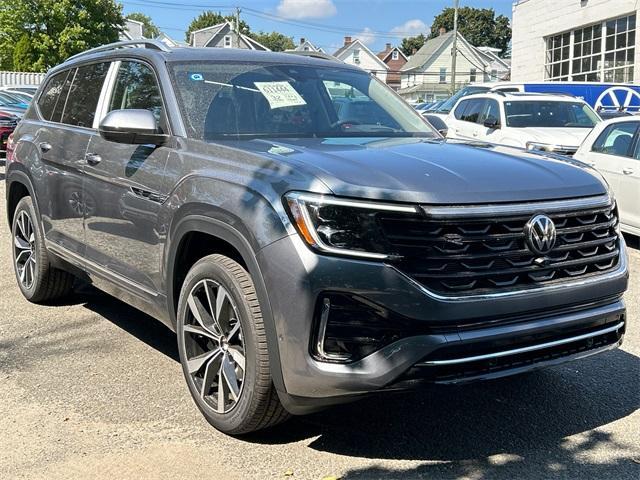 new 2024 Volkswagen Atlas car, priced at $53,125