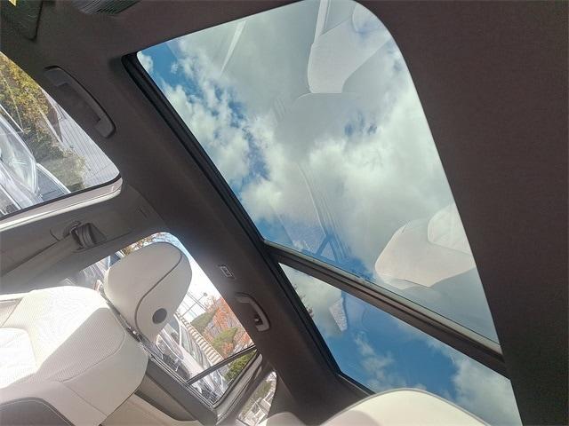 used 2024 Volkswagen Atlas Cross Sport car, priced at $35,777