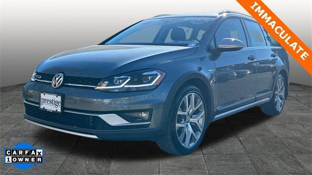 used 2018 Volkswagen Golf Alltrack car, priced at $19,998