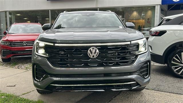 new 2024 Volkswagen Atlas Cross Sport car, priced at $49,630