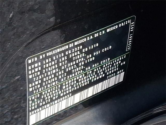 new 2025 Volkswagen Tiguan car, priced at $32,577