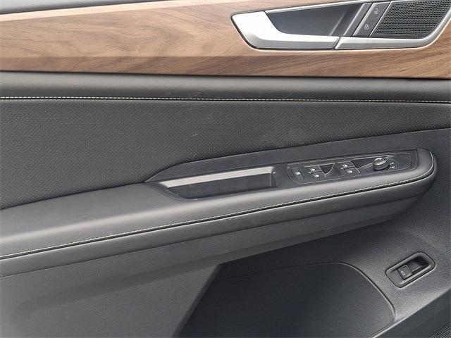 new 2026 Volkswagen Atlas car, priced at $48,170