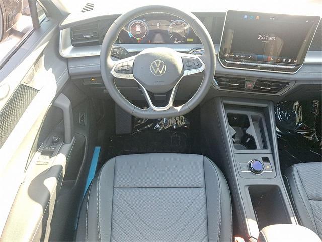 new 2025 Volkswagen Tiguan car, priced at $37,149
