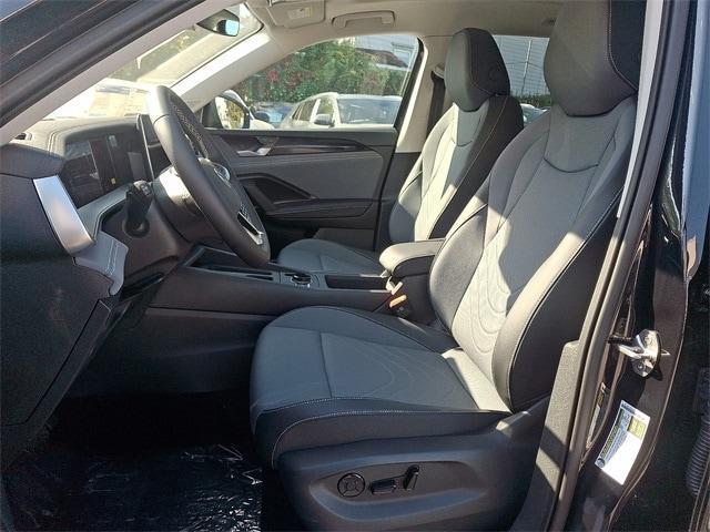 new 2025 Volkswagen Tiguan car, priced at $37,149