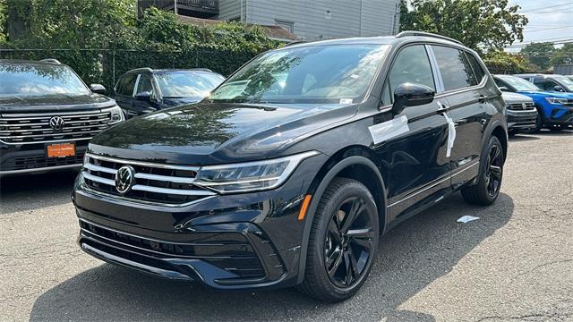 new 2024 Volkswagen Tiguan car, priced at $36,431