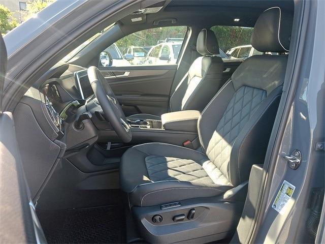 new 2026 Volkswagen Atlas Cross Sport car, priced at $56,436