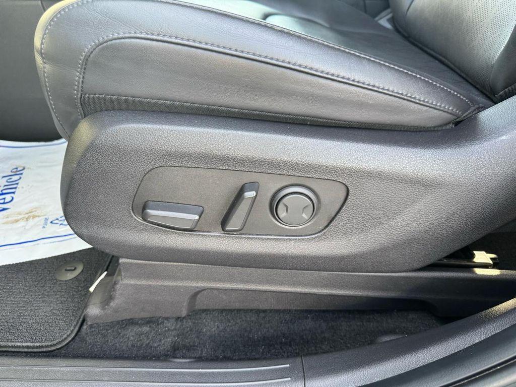 used 2024 Kia Carnival car, priced at $29,793