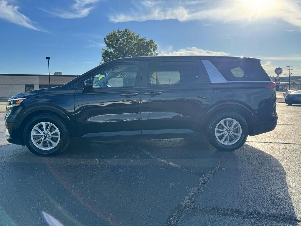 used 2024 Kia Carnival car, priced at $29,793