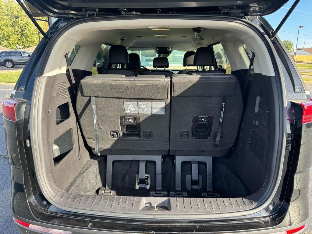 used 2024 Kia Carnival car, priced at $29,793