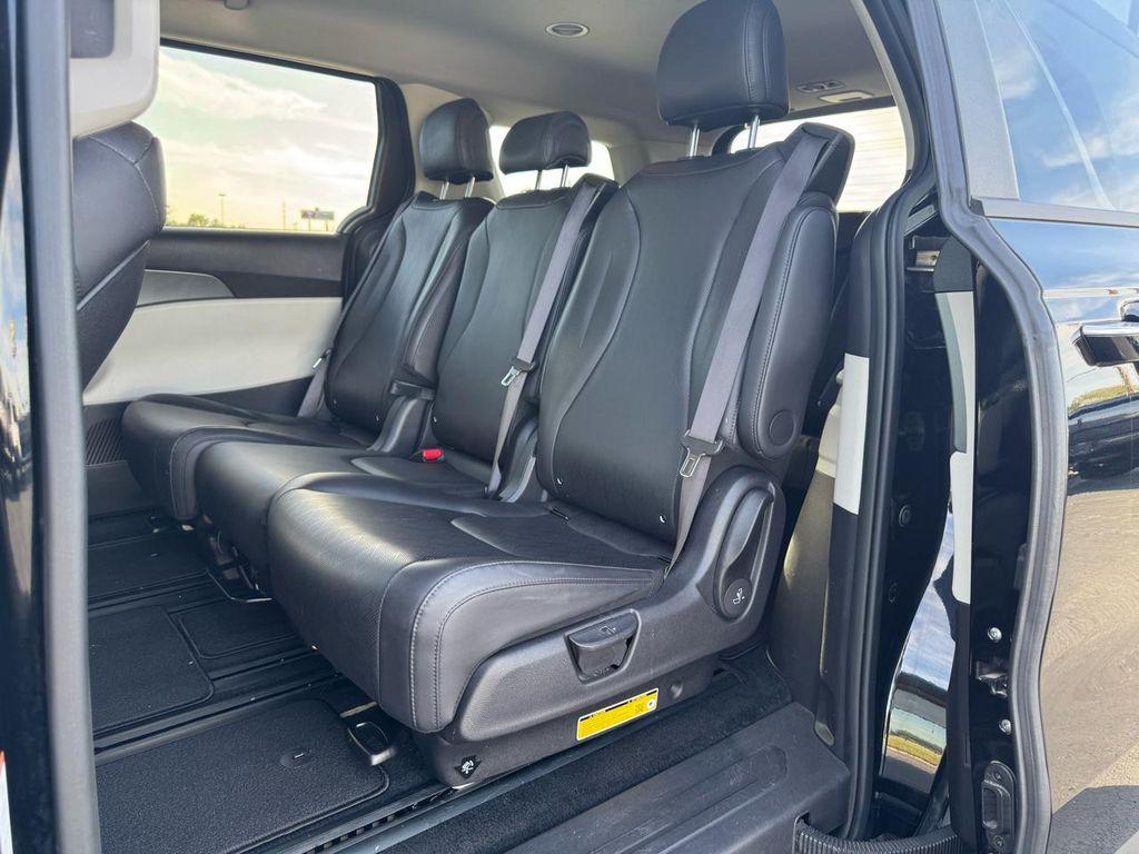 used 2024 Kia Carnival car, priced at $29,793