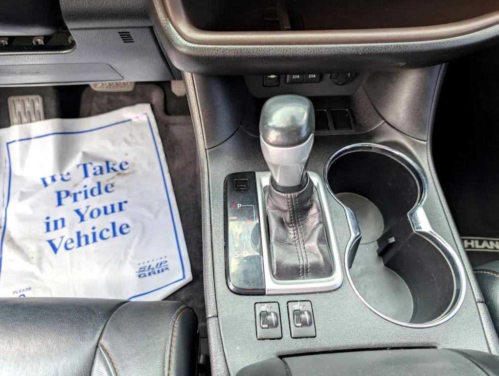 used 2017 Toyota Highlander car, priced at $17,991