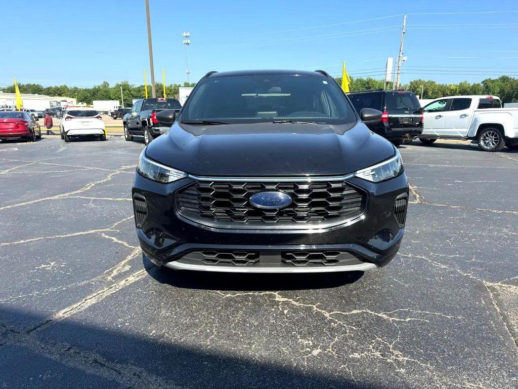 used 2024 Ford Escape car, priced at $21,991