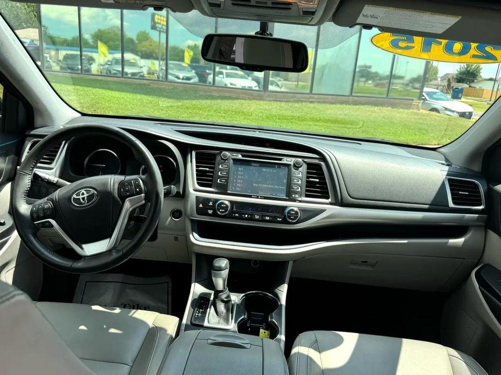 used 2015 Toyota Highlander car, priced at $17,491