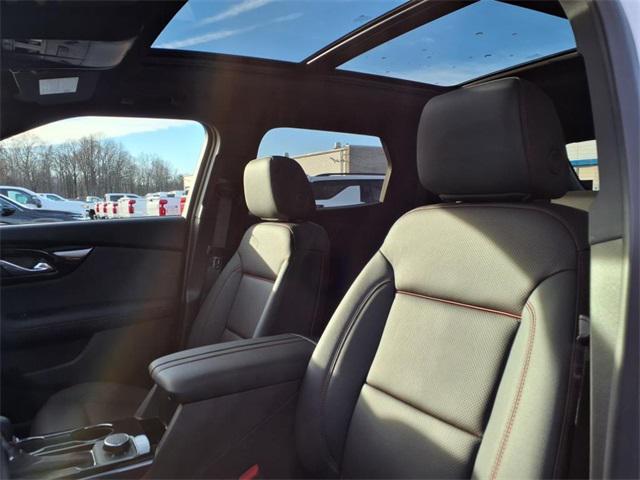 new 2025 Chevrolet Blazer car, priced at $45,100
