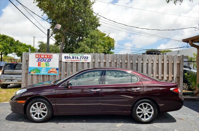 used 2002 Lexus ES 300 car, priced at $9,501