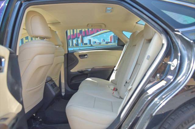 used 2013 Toyota Avalon Hybrid car, priced at $10,895