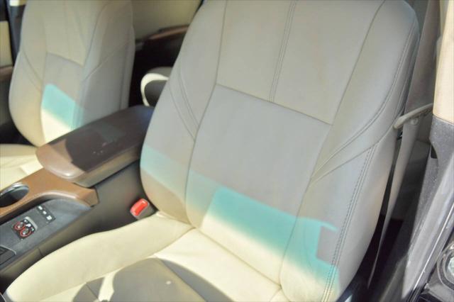 used 2013 Toyota Avalon Hybrid car, priced at $10,895