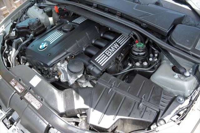 used 2009 BMW 328 car, priced at $10,895