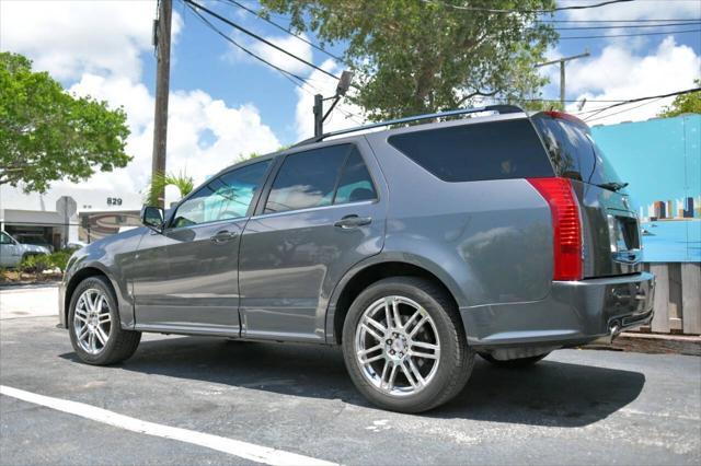 used 2007 Cadillac SRX car, priced at $11,500