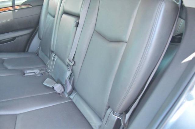 used 2007 Cadillac SRX car, priced at $11,500