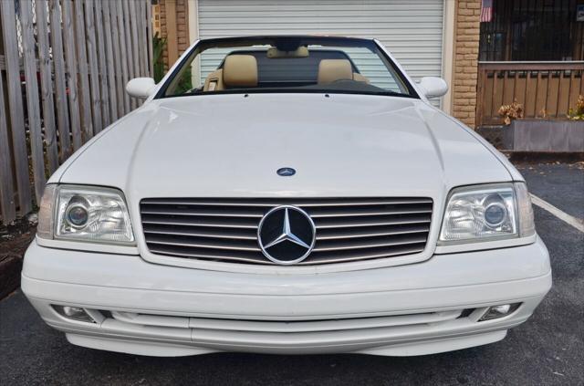 used 2000 Mercedes-Benz SL-Class car, priced at $15,895