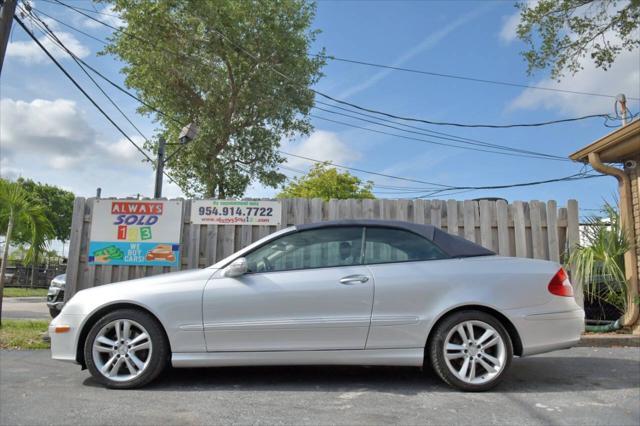 used 2006 Mercedes-Benz CLK-Class car, priced at $9,250