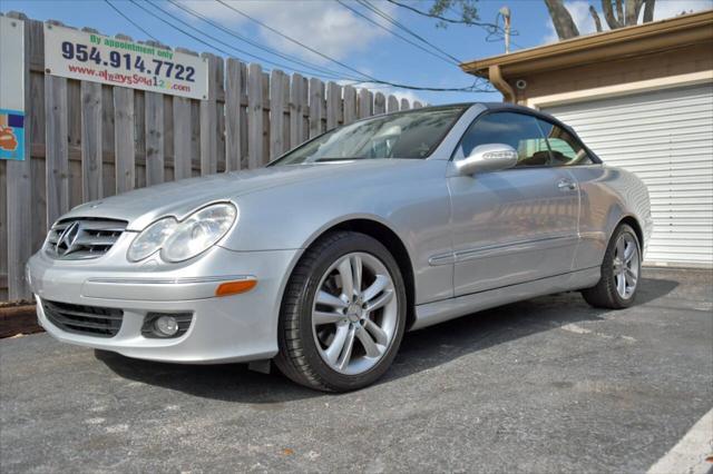 used 2006 Mercedes-Benz CLK-Class car, priced at $9,250