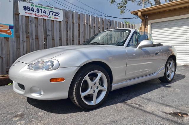 used 2003 Mazda MX-5 Miata car