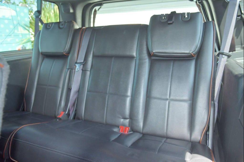 used 2009 Lincoln Navigator car, priced at $16,750