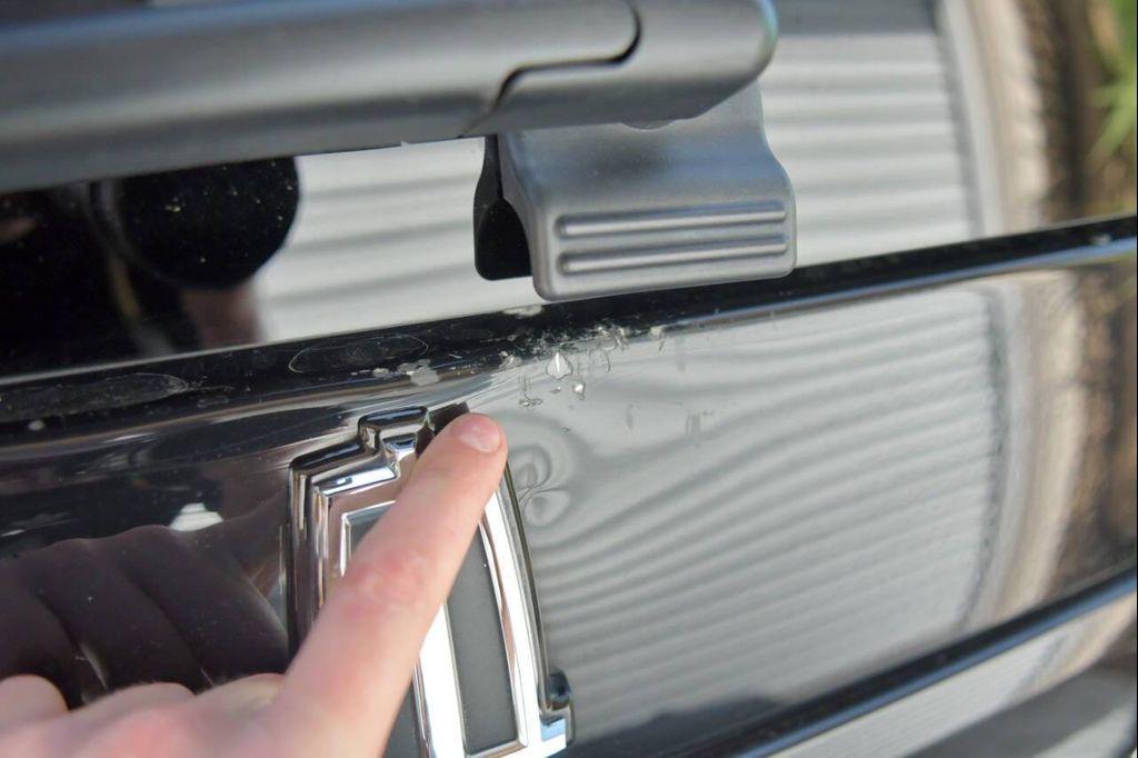 used 2009 Lincoln Navigator car, priced at $16,750