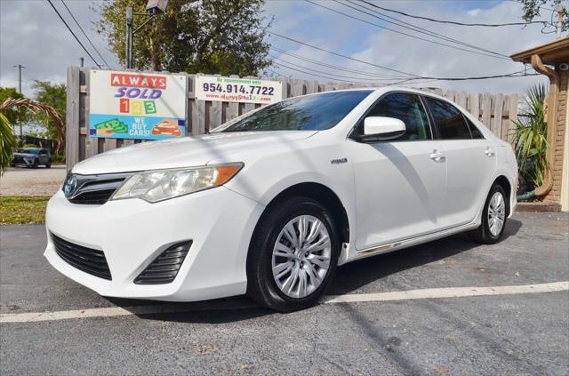 used 2013 Toyota Camry Hybrid car, priced at $7,895