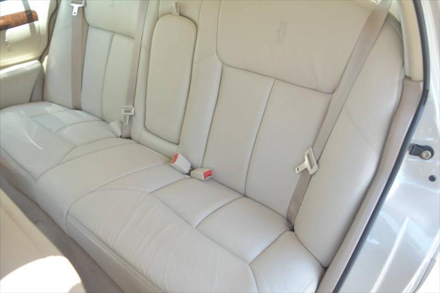 used 2002 Lincoln Town Car car, priced at $14,750