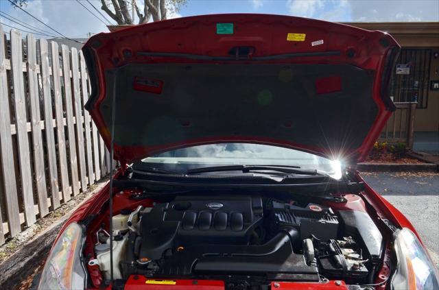 used 2009 Nissan Altima car, priced at $8,595