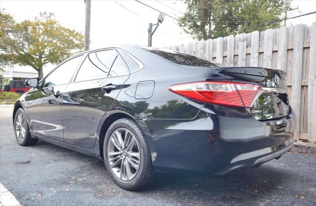 used 2015 Toyota Camry Hybrid car, priced at $9,995