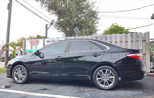 used 2015 Toyota Camry Hybrid car, priced at $9,995