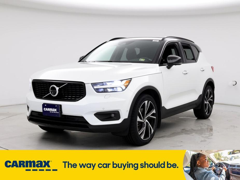 used 2022 Volvo XC40 car, priced at $29,998