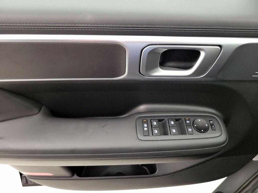 used 2024 Hyundai Santa Fe car, priced at $36,998