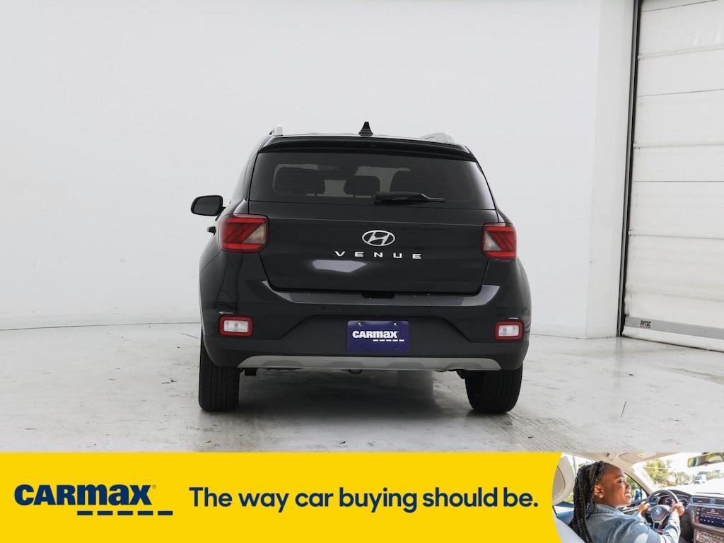 used 2022 Hyundai Venue car, priced at $19,998
