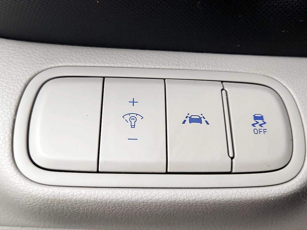 used 2022 Hyundai Venue car, priced at $19,998