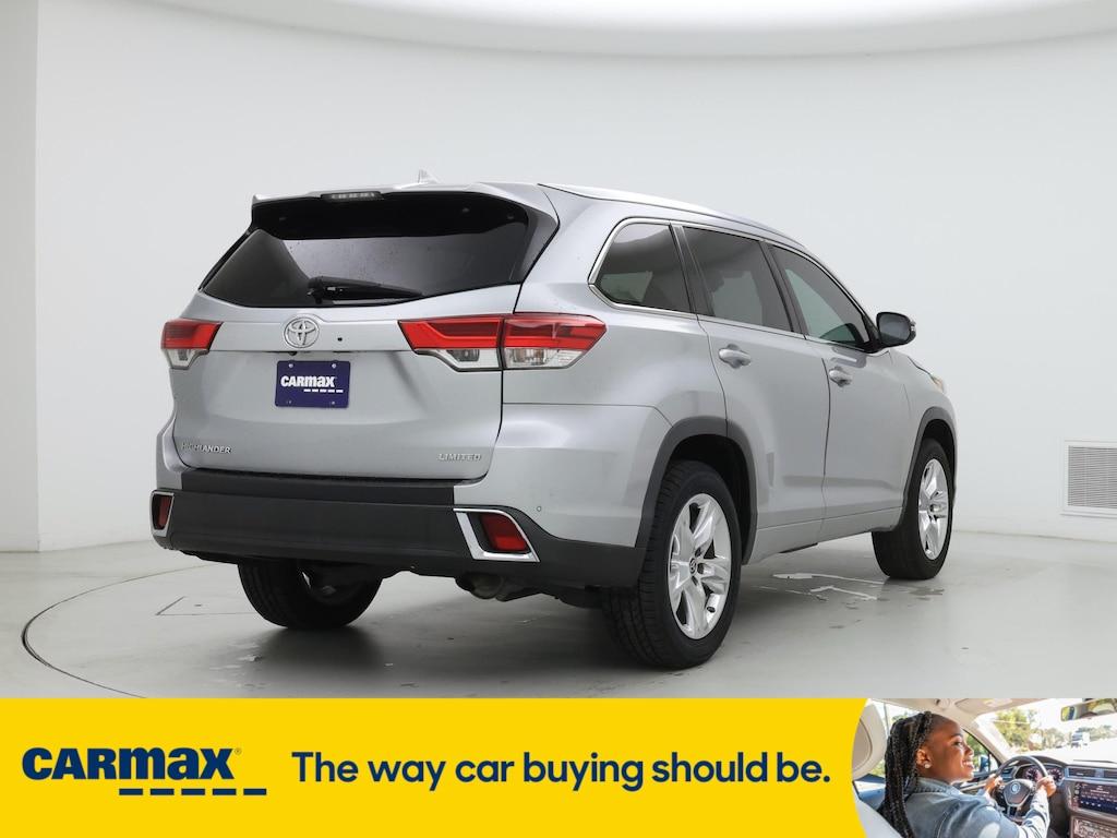 used 2019 Toyota Highlander car, priced at $26,998