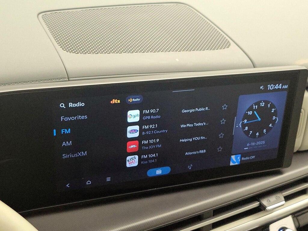used 2025 Hyundai Santa Fe car, priced at $35,998