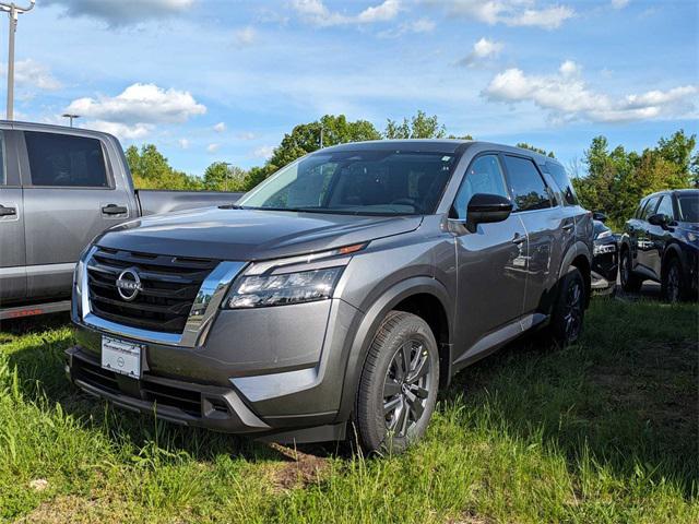 new 2024 Nissan Pathfinder car, priced at $40,480