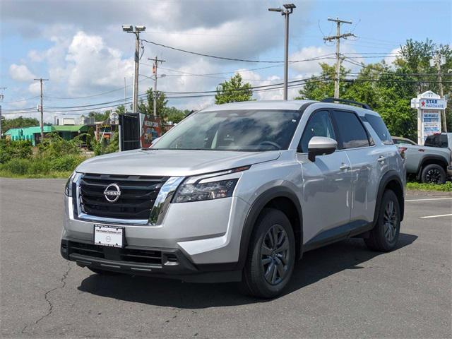 new 2024 Nissan Pathfinder car, priced at $43,300