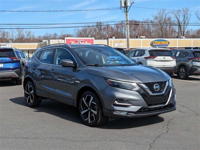 used 2020 Nissan Rogue Sport car, priced at $19,900