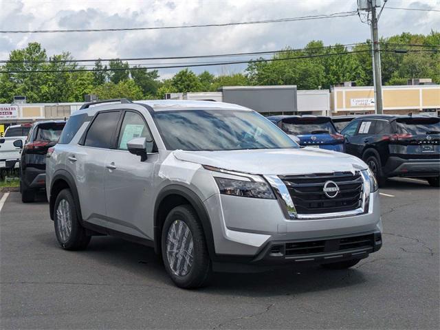 new 2024 Nissan Pathfinder car, priced at $43,300